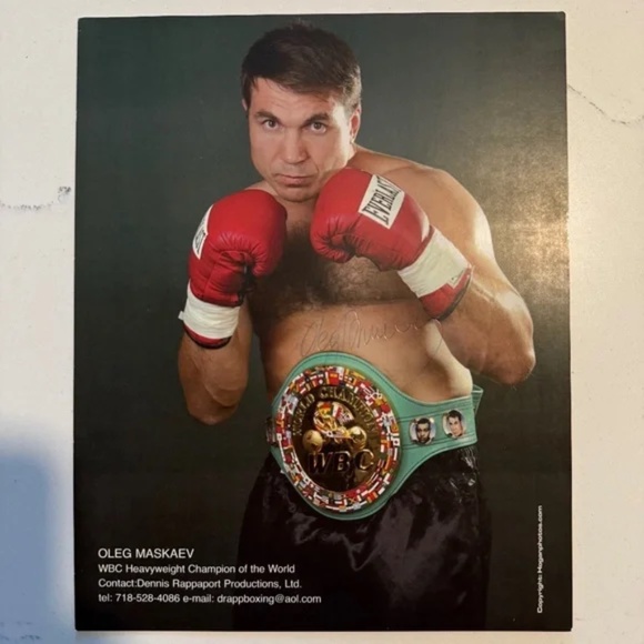 Signed Oleg Maskaev Poster | WBC Heavyweight Champion | Black Frame Included - Picture 1 of 6